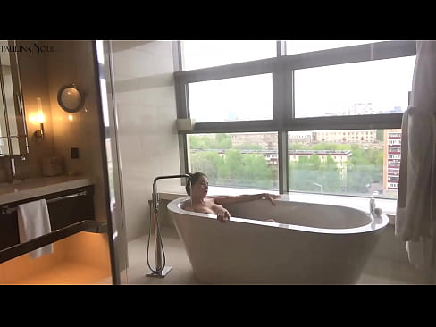 ❤️ ʻO ka pēpē nui e hoʻopaneʻe ana i kāna pussy i loko o ka lumi lua ️ Pono ma porn haw.serviporno.ru ❌